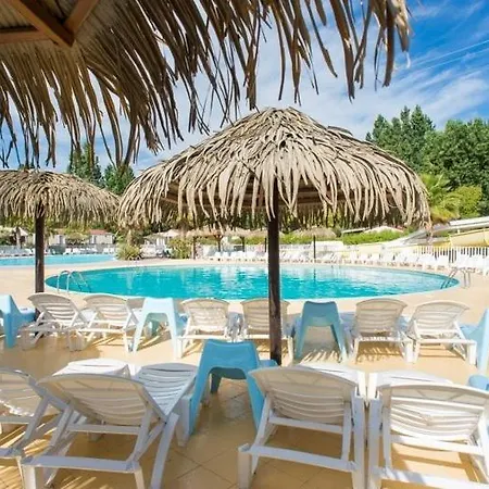 Κάμπινγκ Mobil-home 2 4 Etoiles Fréjus